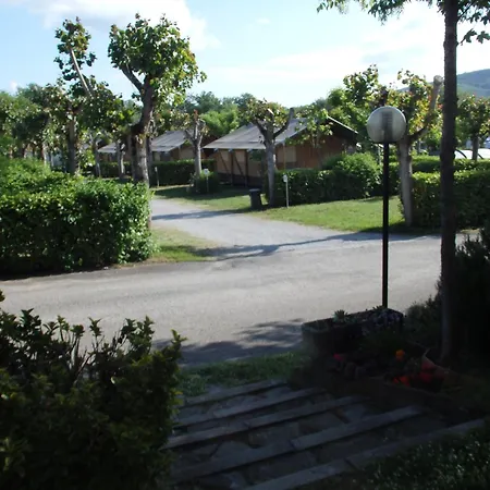 Κάμπινγκ Village La Chiocciola *
