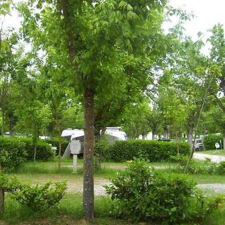 Village La Chiocciola אתר קמפינג Capannole