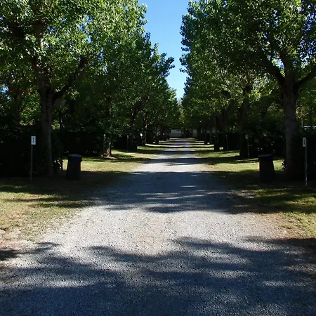 Κάμπινγκ Village La Chiocciola *